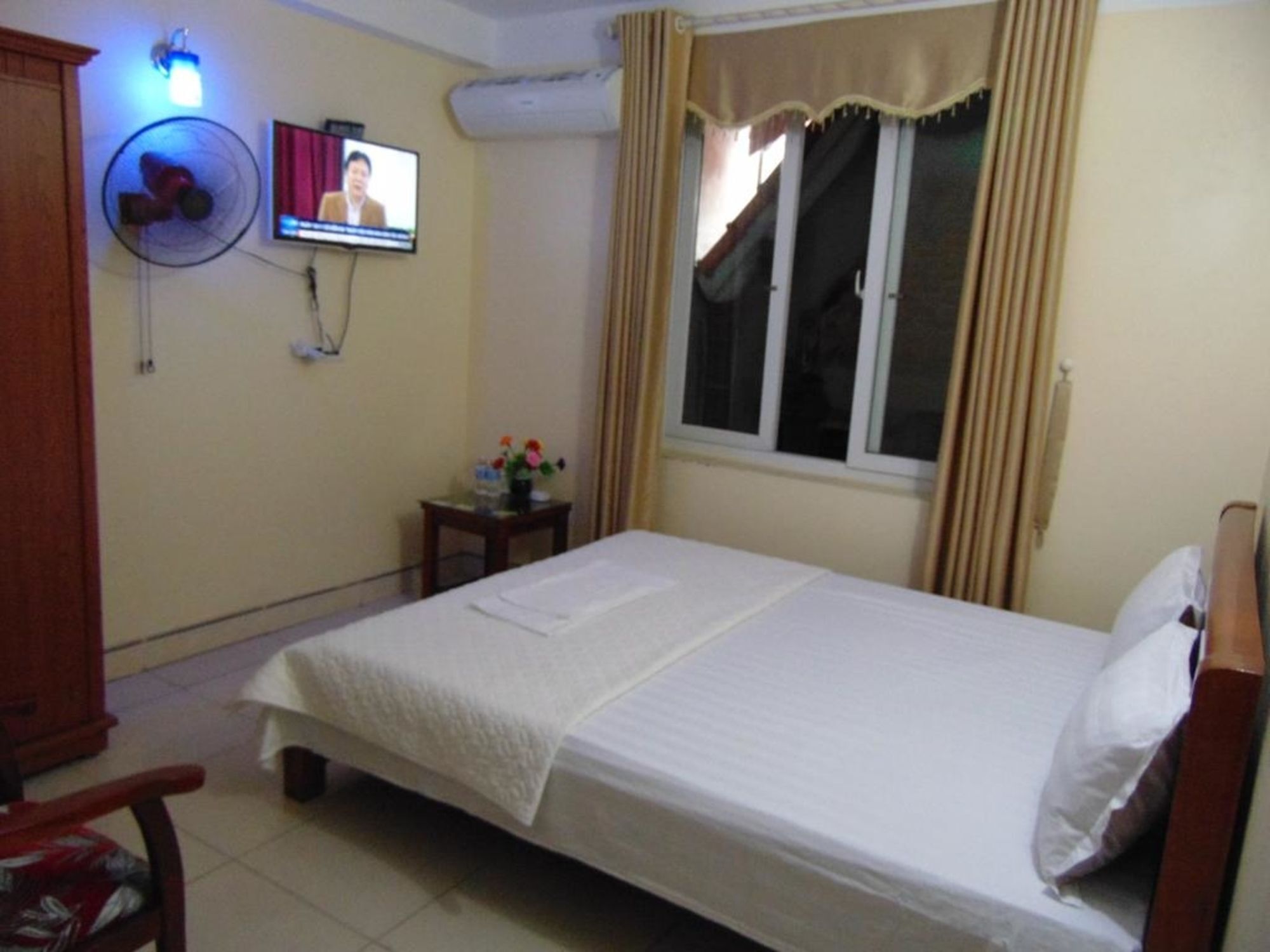 Noi Bai Golden Hotel Bagian luar foto